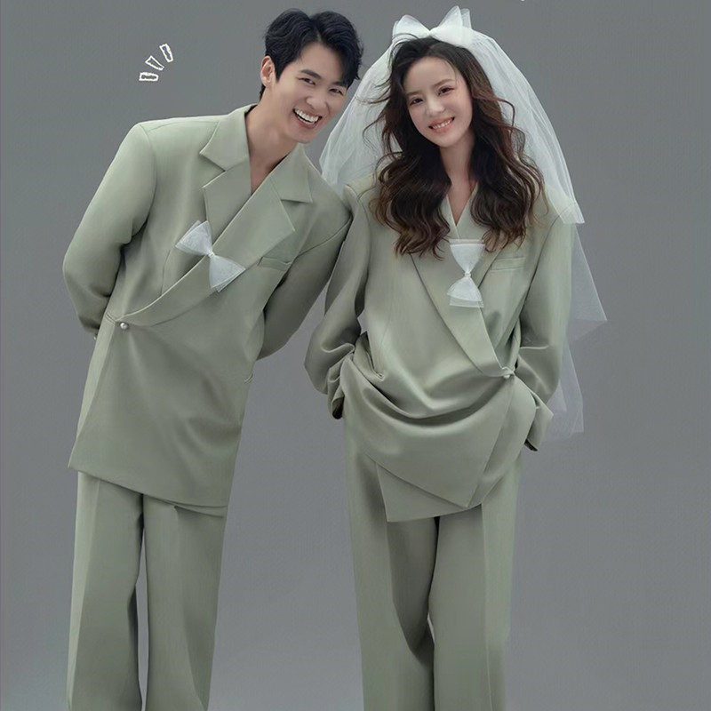 Street Fashion Magazines - 2023 新ファッションカップル写真撮影スーツ結婚式ショースタジオ芸術的なポートレート服ストリートスタイル雑誌テーマ衣装