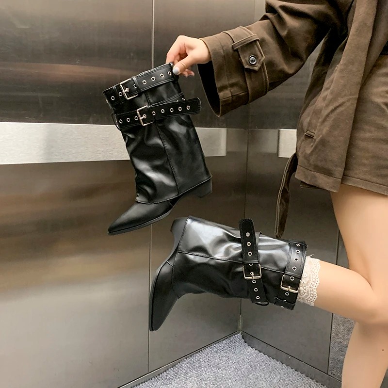 2025年 ポインテッドトゥ レディース ウィンターブーツ  - Street Fashion Trends のレビューと価格