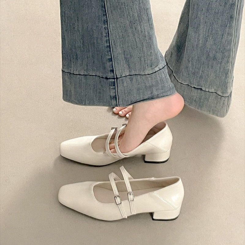 スクエアトゥローヒール女性銀色メリージェーンシューズファッシ - Street Fashion Style のレビューと価格
