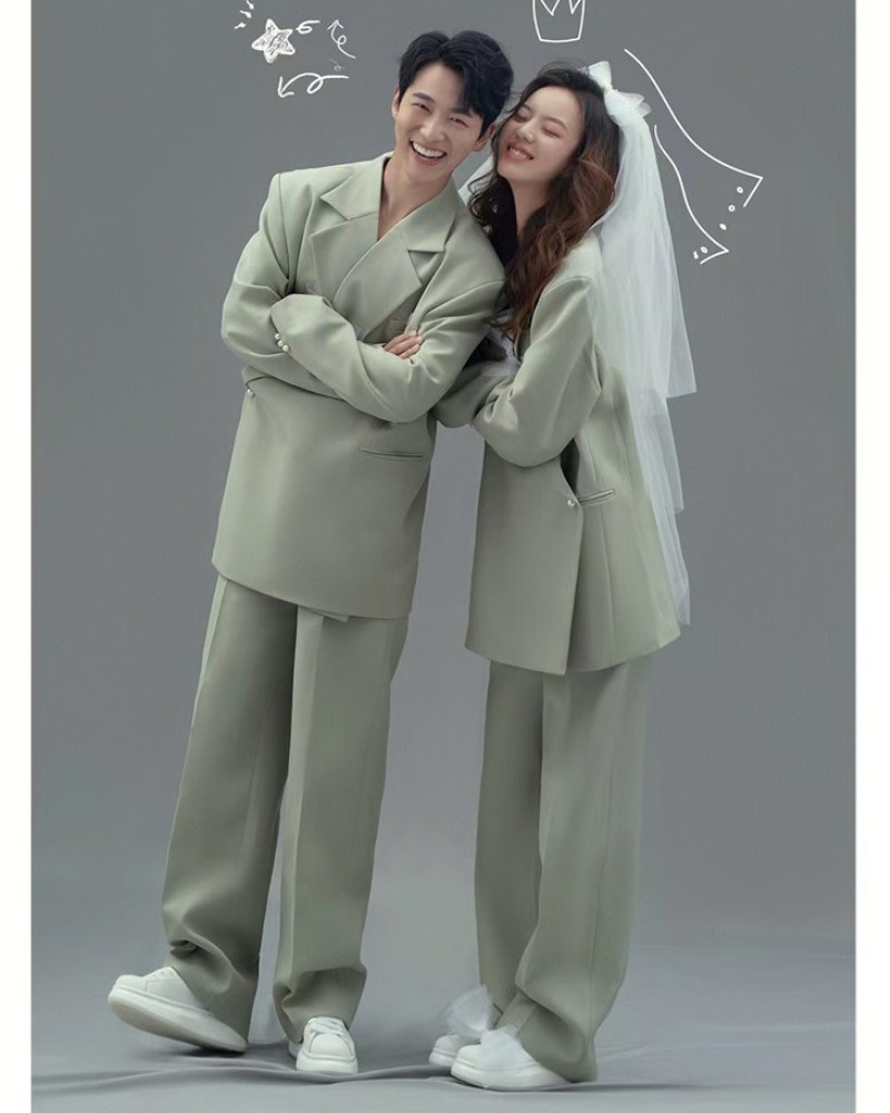 2023 新ファッションカップル写真撮影スーツ結婚式ショース - Street Fashion Magazines のレビューと価格
